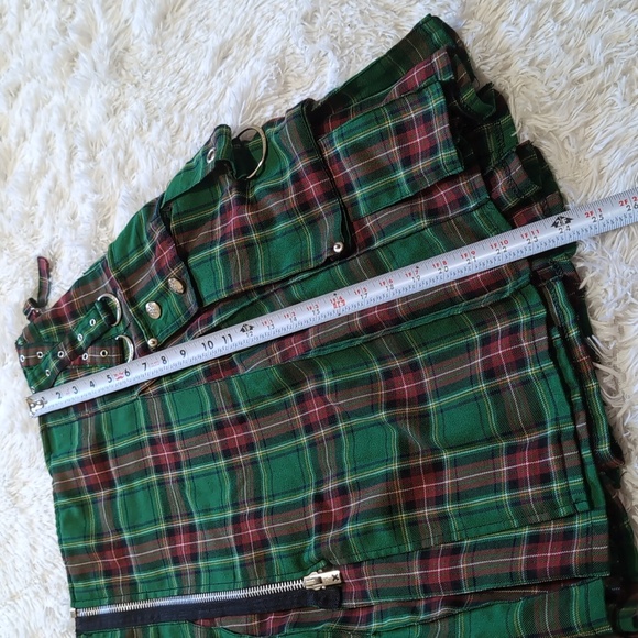 Y2K Tripp Green & Red Tartan Plaid Pleated Cargo Kilt Size XS - Picture 10 of 10